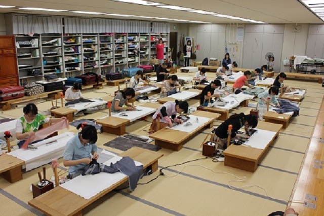 和裁技能コンクールの様子