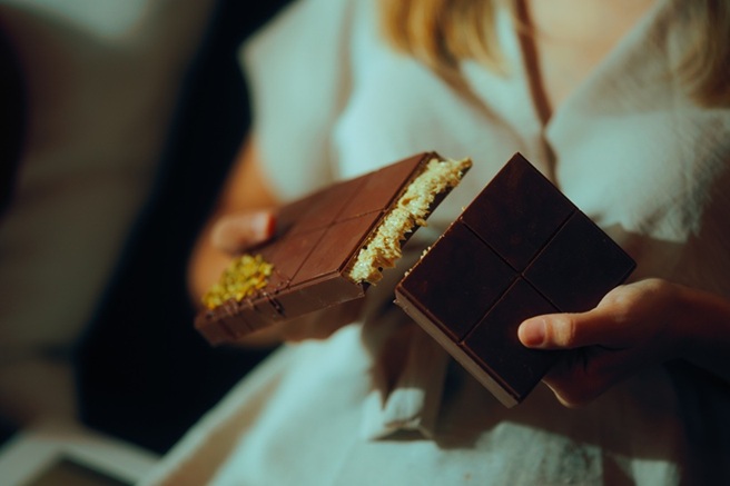 チョコレートが我慢できないイメージ写真
